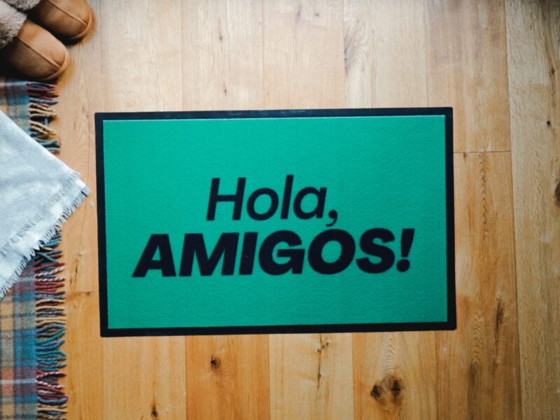 Hola, Amigos!
